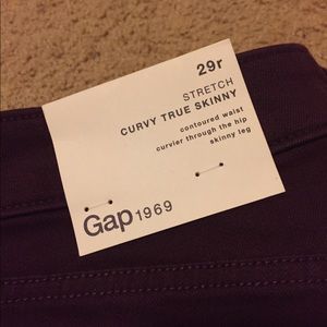 Gap burgundy skinny jeans
